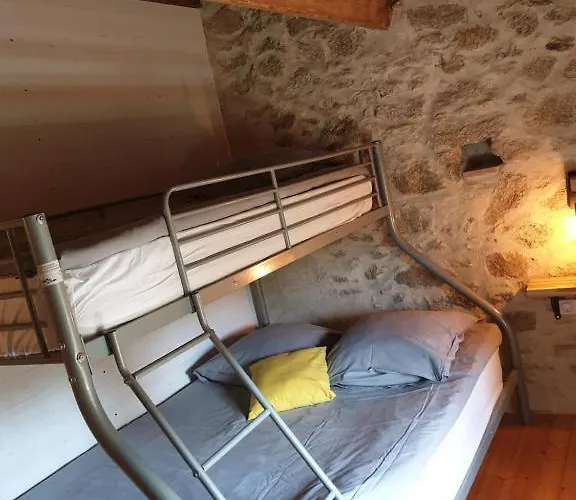 Сasa de vacaciones Les Pieds Dans L'eau 10 Min Du Puy Du Fo Treize-Vents