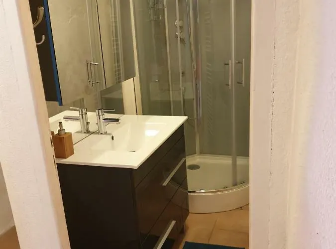 Les Pieds Dans L'eau 10 Min Du Puy Du Fo Treize-Vents